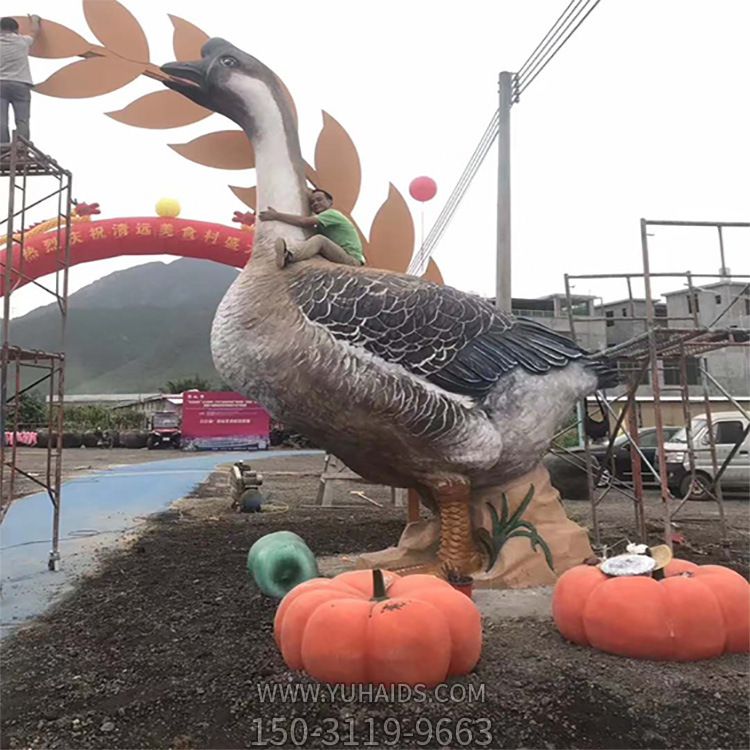 動物園玻璃鋼仿真動物天鵝雕塑