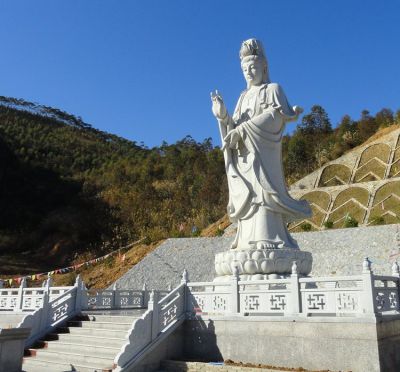 景區擺放大理石浮雕滴水觀音雕像