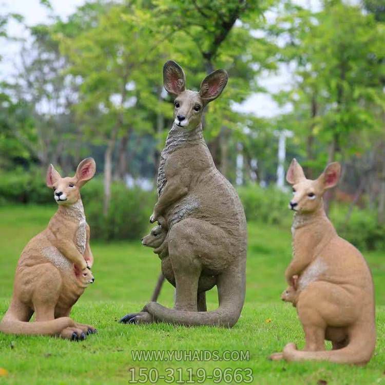 動物園草地擺放玻璃鋼仿真袋鼠雕像雕塑