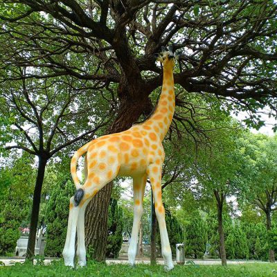 玻璃鋼仿真長頸鹿，公園園林草坪動物景觀